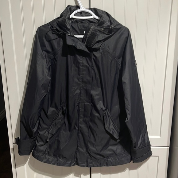 tentree Jackets & Blazers - Excellent condition Tentree rain jacket womens size L
